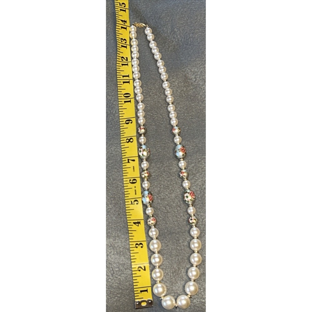 VTG Painted Floral Glass Beaded Necklace, Faux Pearls, graduated 28" - Picture 6 of 6